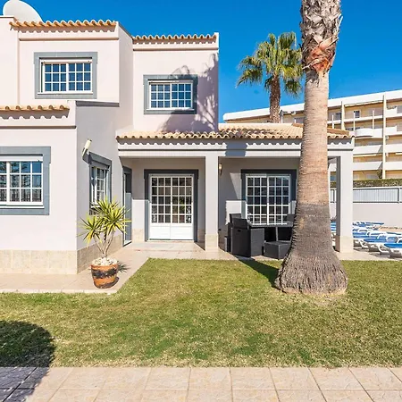 Rato Villa *
